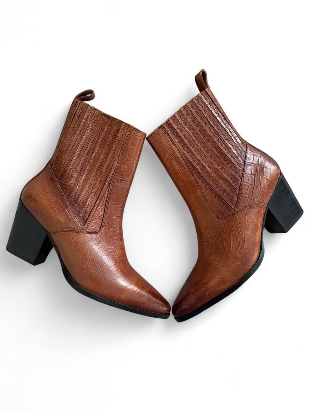 Journee Signature Pointed Toe Markka Stretch Gore Block Heel Booties Size 7.5